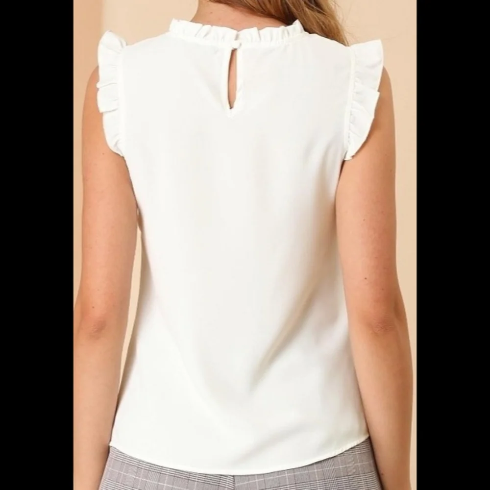 Sleeveless Blouse - Picture 3 of 8